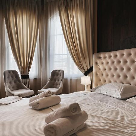 Amansar Boutique Hotel Tiranë Luaran gambar