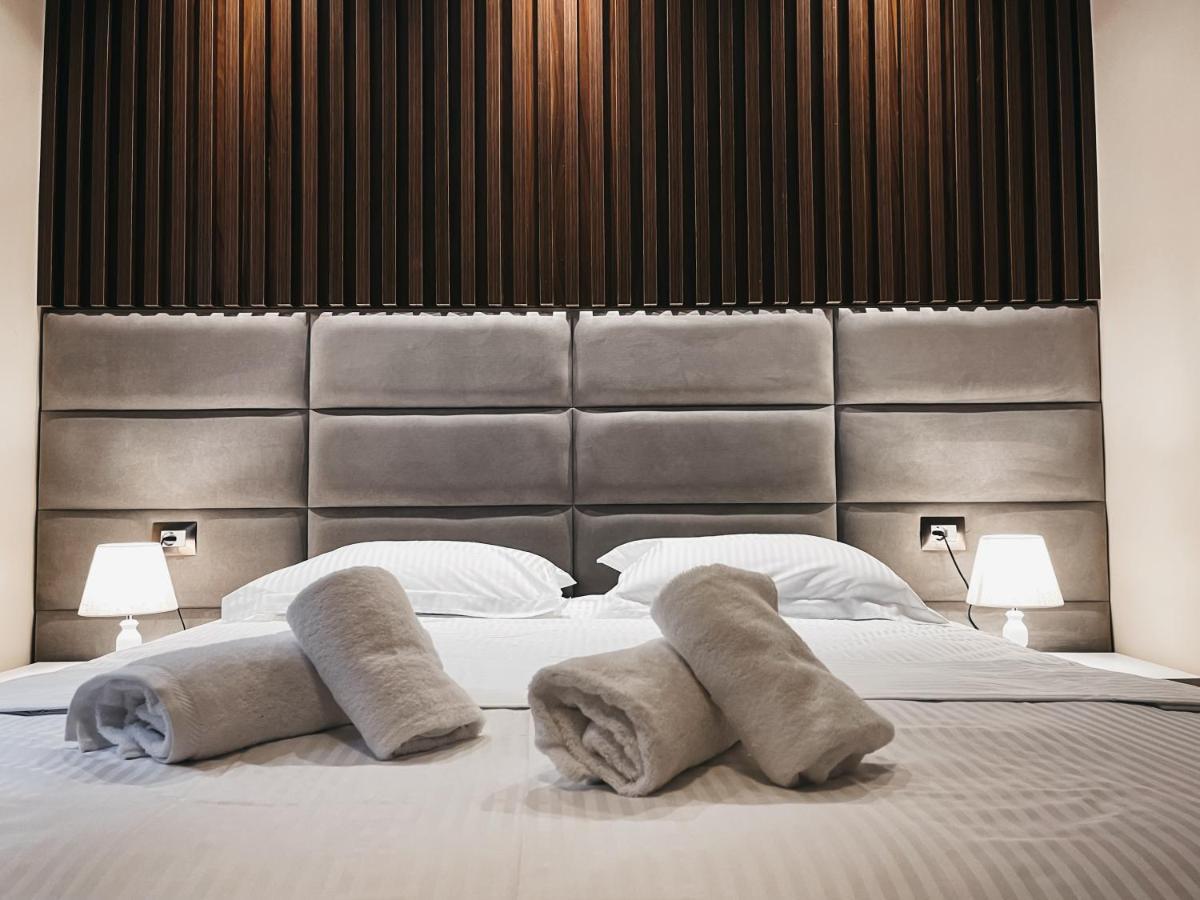Amansar Boutique Hotel Tiranë Luaran gambar