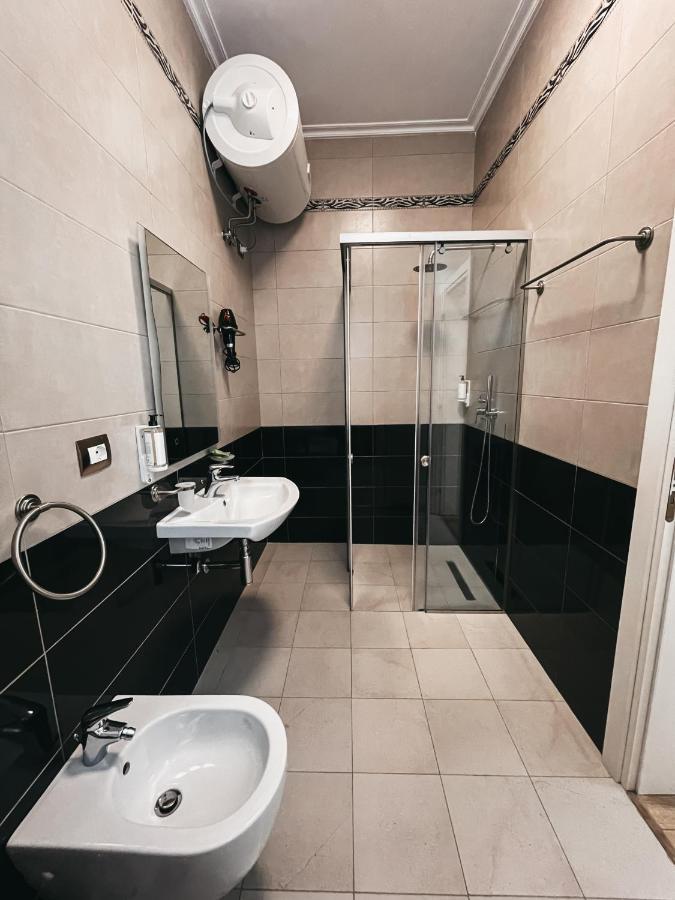Amansar Boutique Hotel Tiranë Luaran gambar