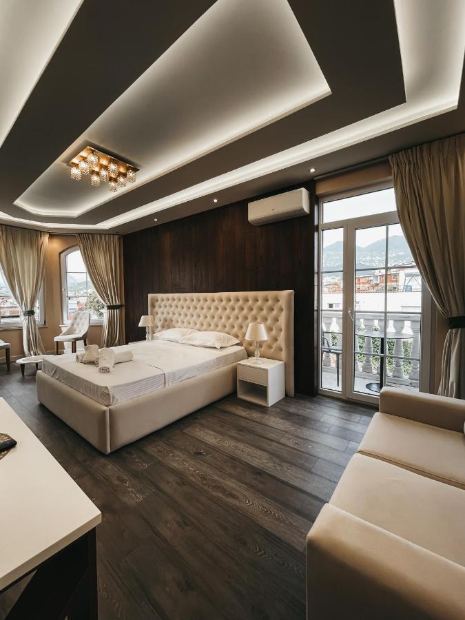 Amansar Boutique Hotel Tiranë Luaran gambar