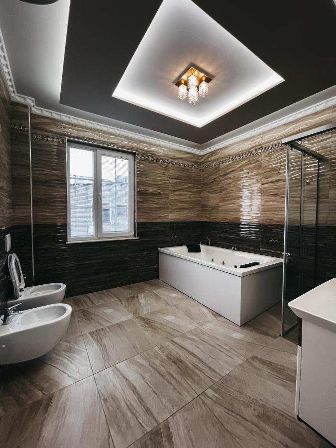 Amansar Boutique Hotel Tiranë Luaran gambar